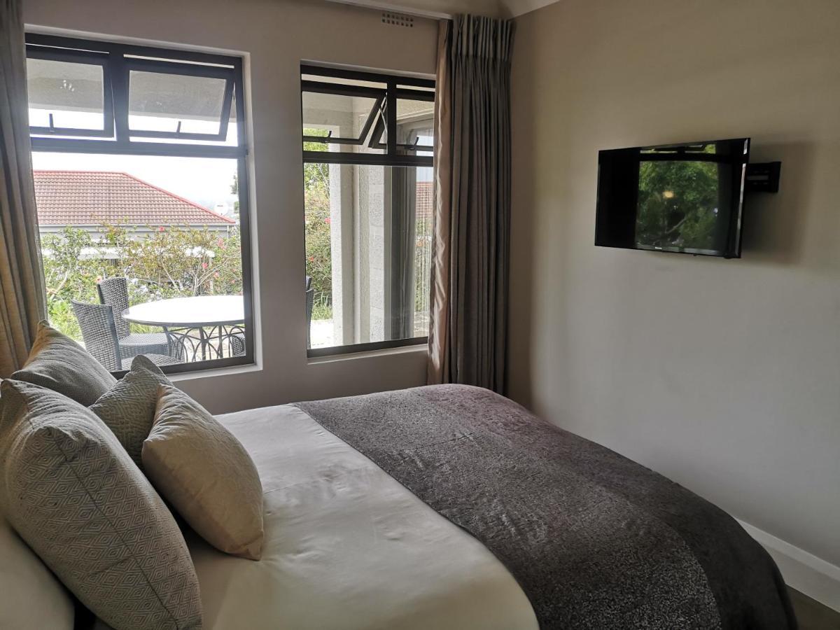 Mount Castleton Apartment Plettenberg Bay Bagian luar foto